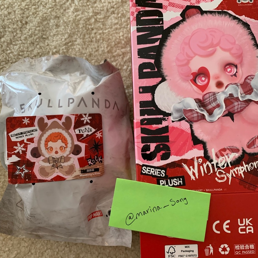 🍦❤️SKULLPANDA - WINTER SYMPHONY PLUSH PENDANT (Wanderer’s Tune) SEALED